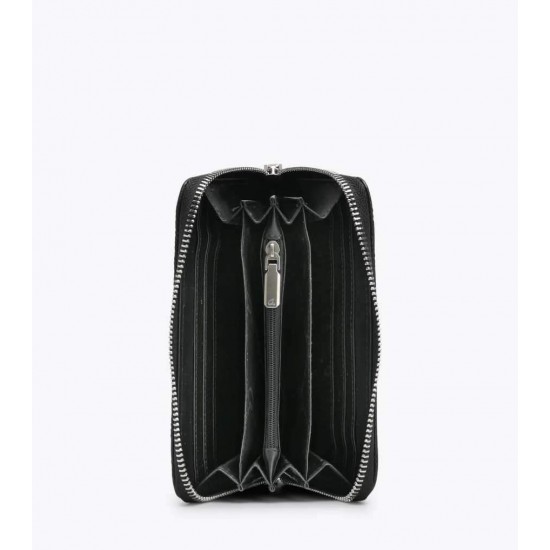 BAG WOMAN