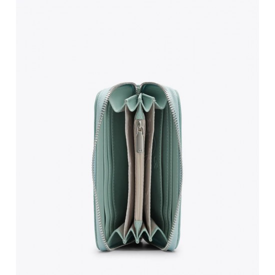 BAG WOMAN