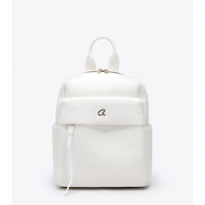 BAG WOMAN