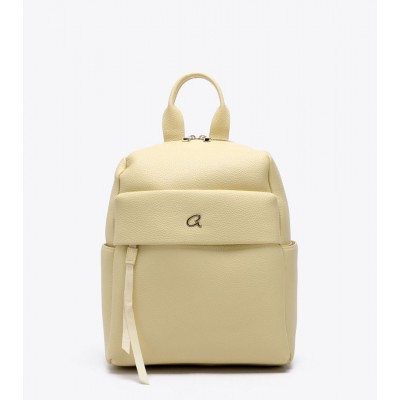 BAG WOMAN
