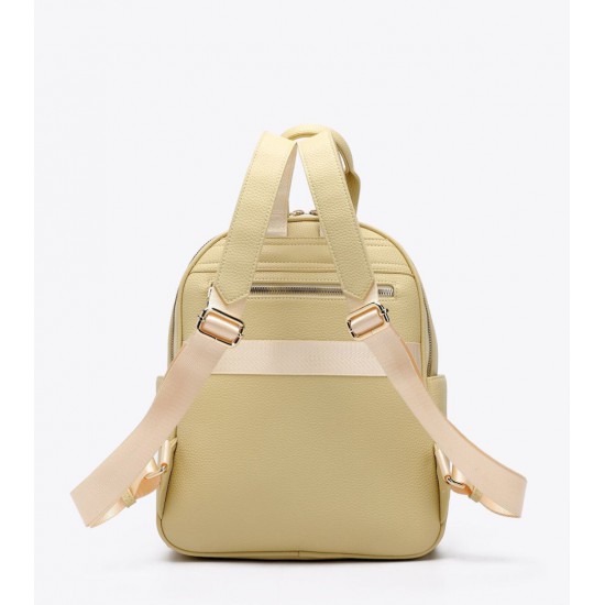 BAG WOMAN