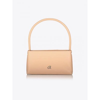 BAG WOMAN