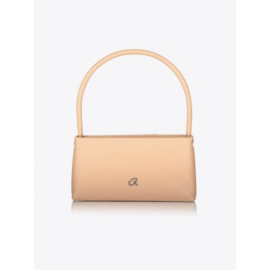BAG WOMAN