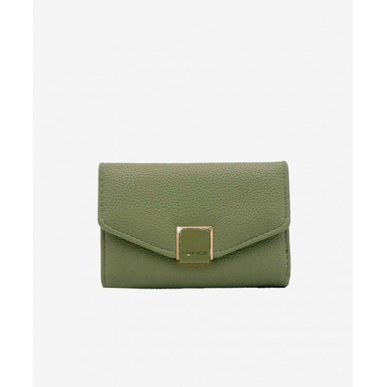 BAG WOMAN