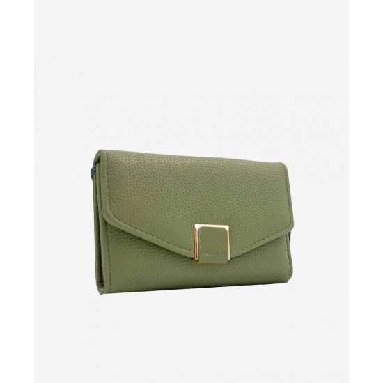 BAG WOMAN