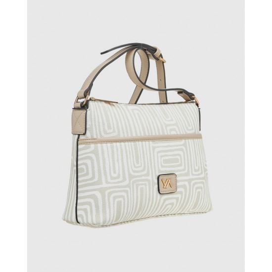 BAG WOMAN