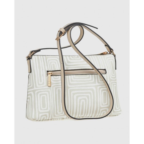 BAG WOMAN
