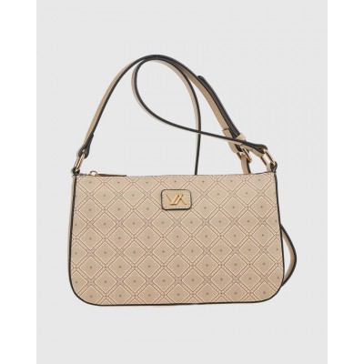 BAG WOMAN
