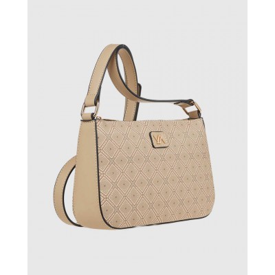 BAG WOMAN