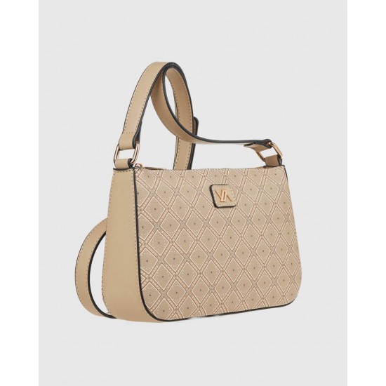BAG WOMAN