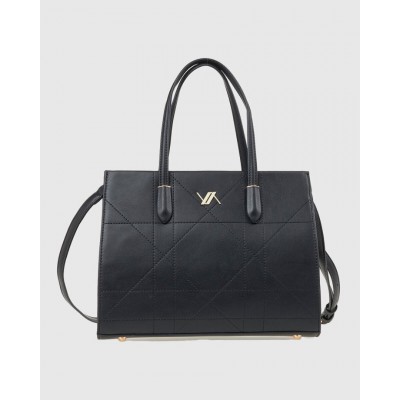BAG WOMAN