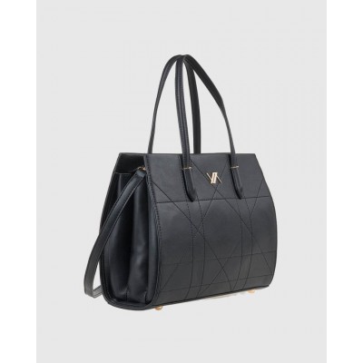 BAG WOMAN