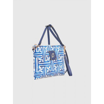 BAG WOMAN