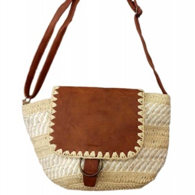 BAG WOMAN